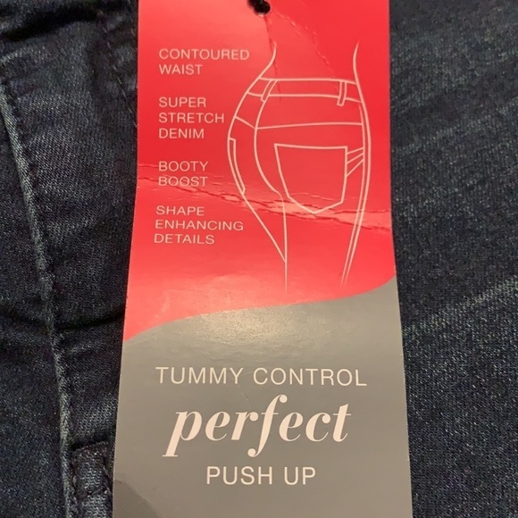 Shape enhancing jeans by Bold Elements, stretchy,6 - Picture 10 of 10